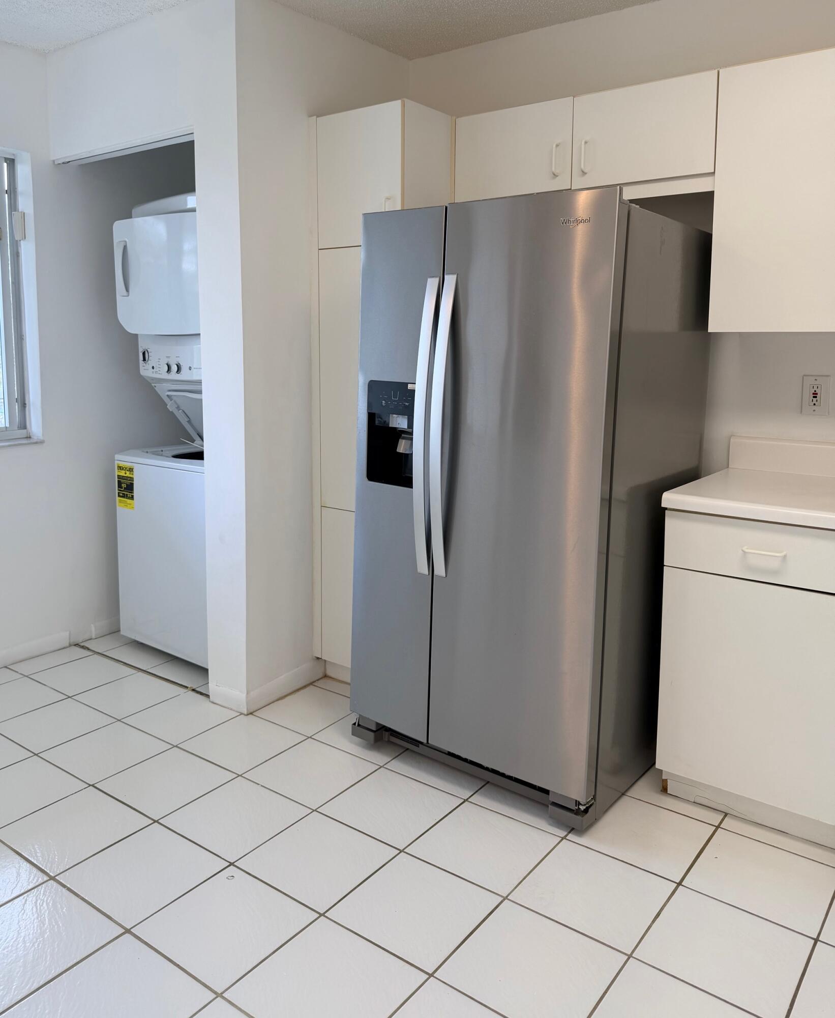 9560 Weldon Circle J312