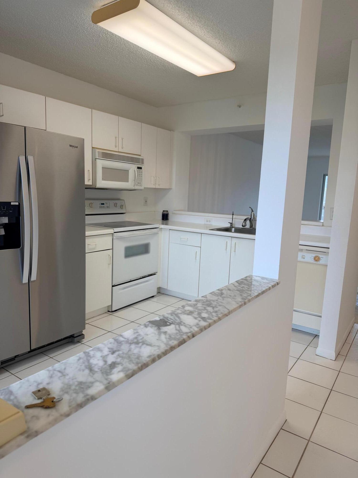 9560 Weldon Circle J312