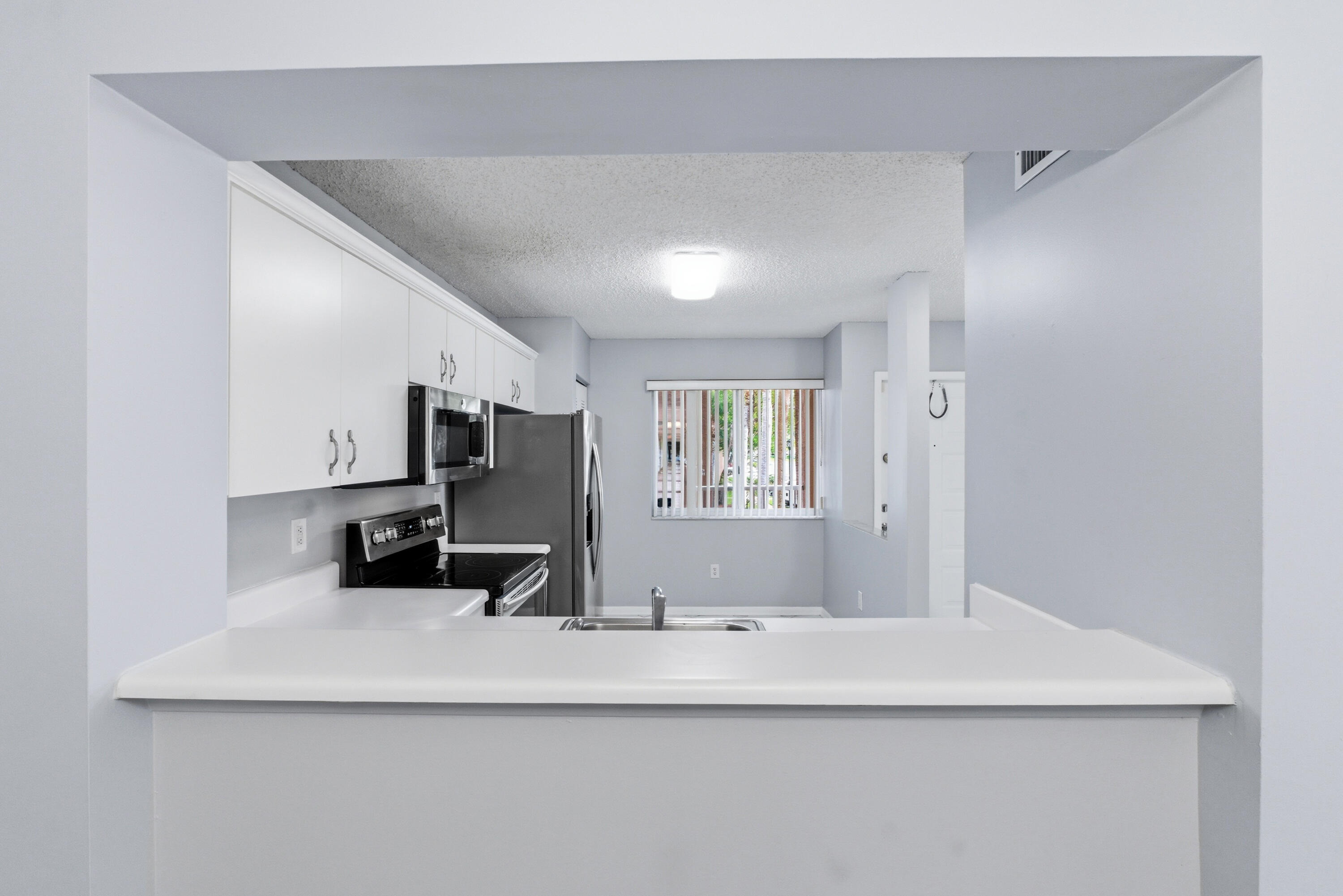 9511 Weldon Circle G207
