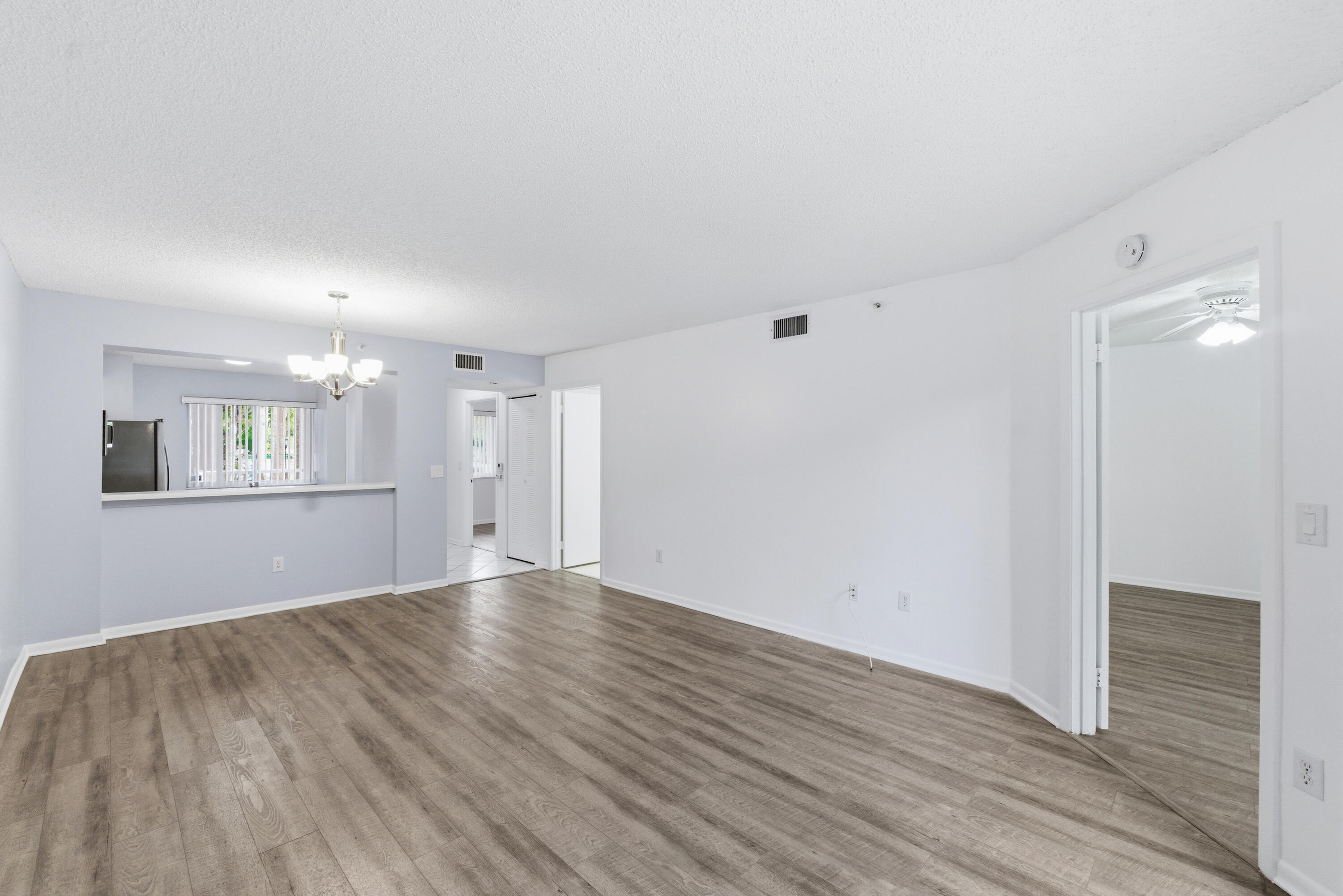 9511 Weldon Circle G207