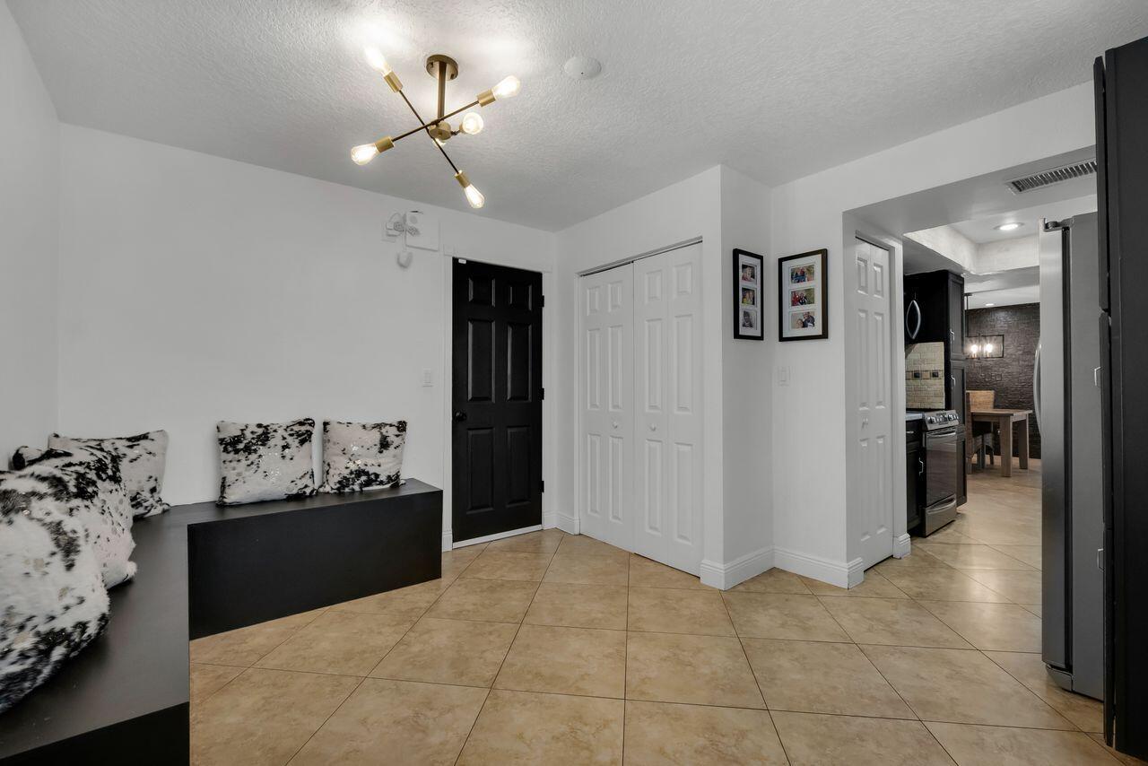 7601 NW 41st Street