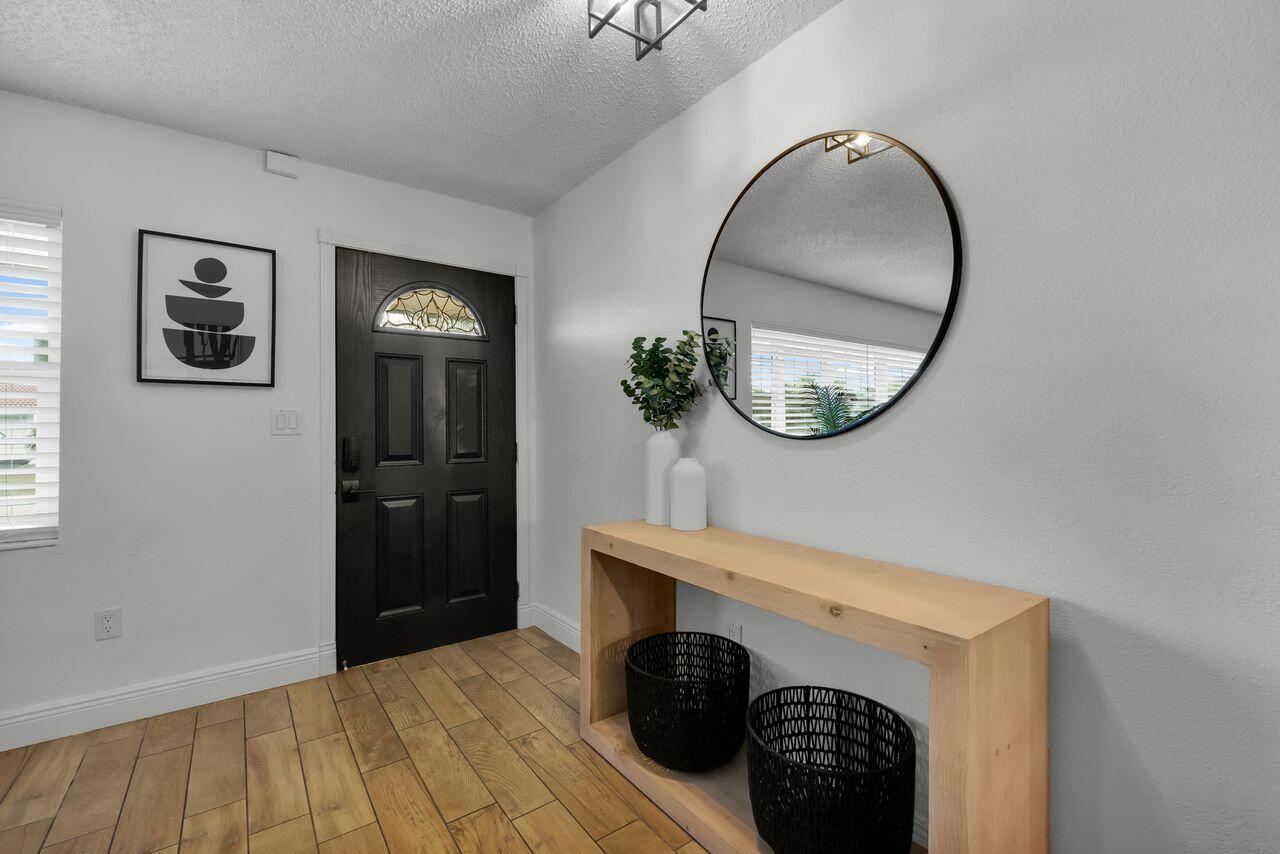 7601 NW 41st Street