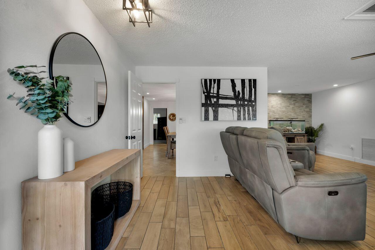 7601 NW 41st Street