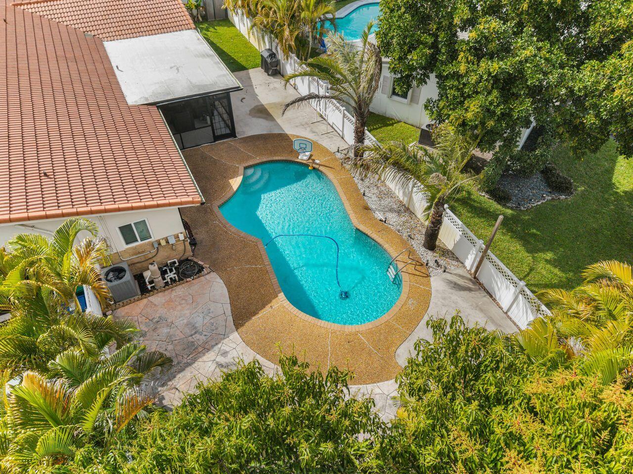 7601 NW 41st Street