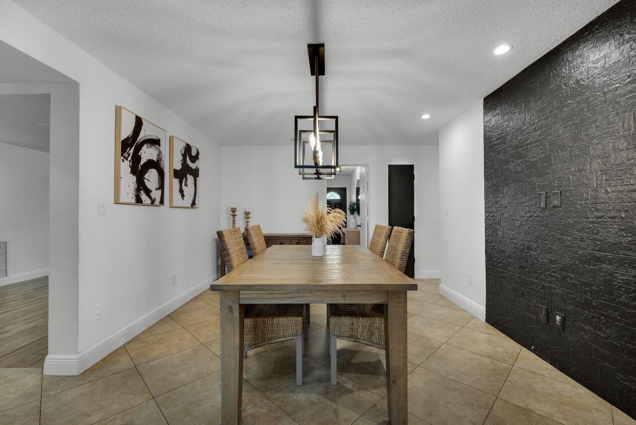 7601 NW 41st Street