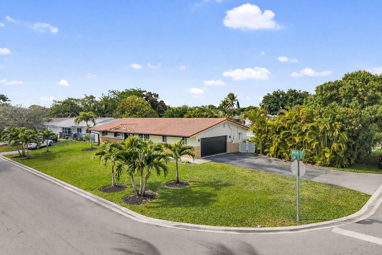 7601 NW 41st Street