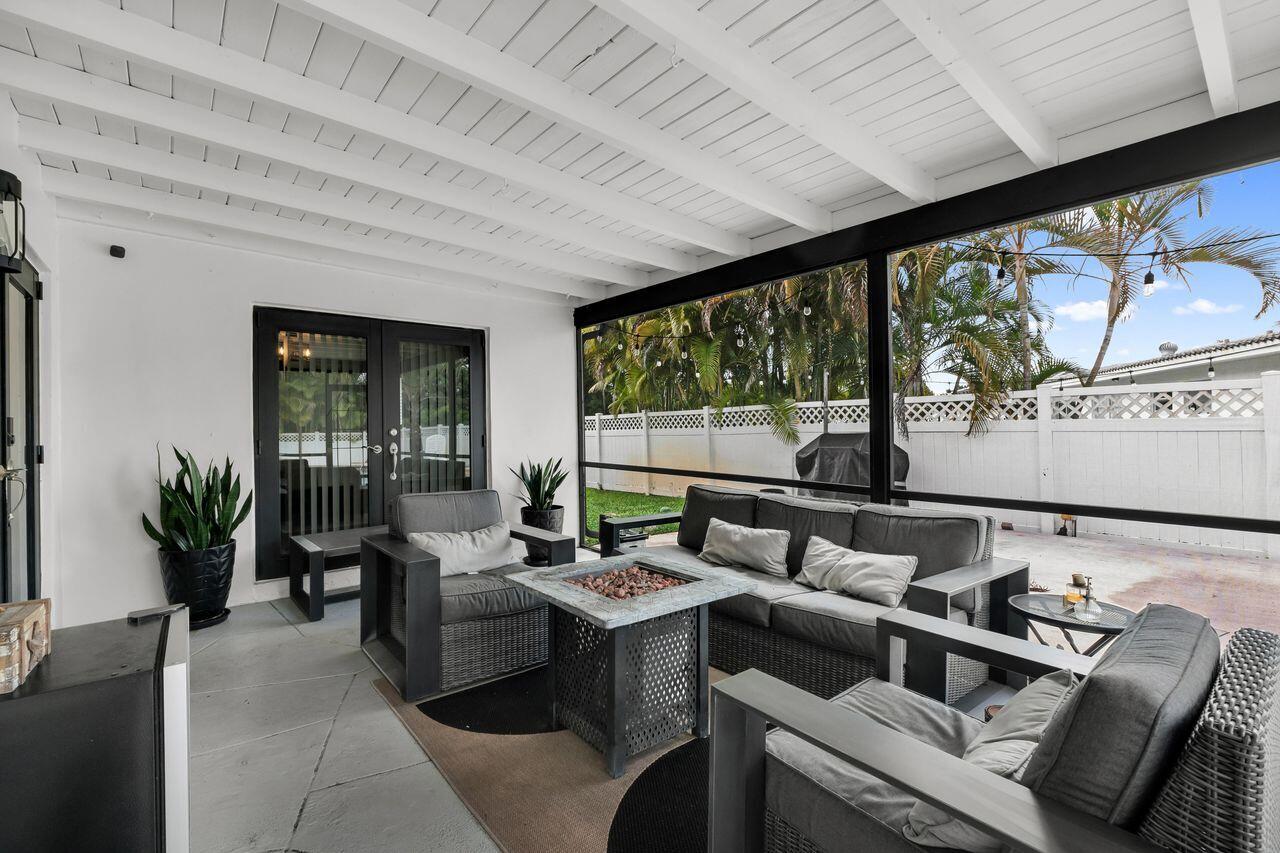 7601 NW 41st Street