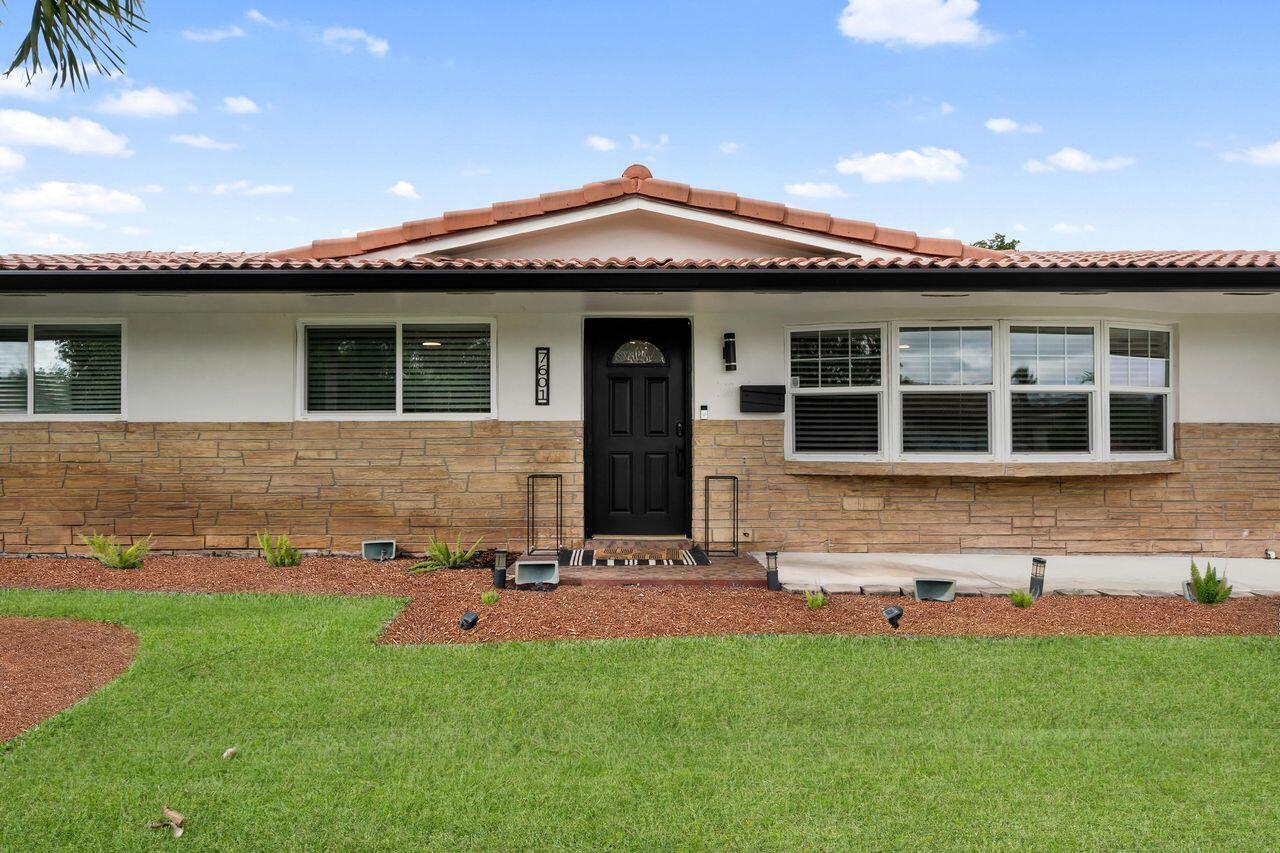 7601 NW 41st Street