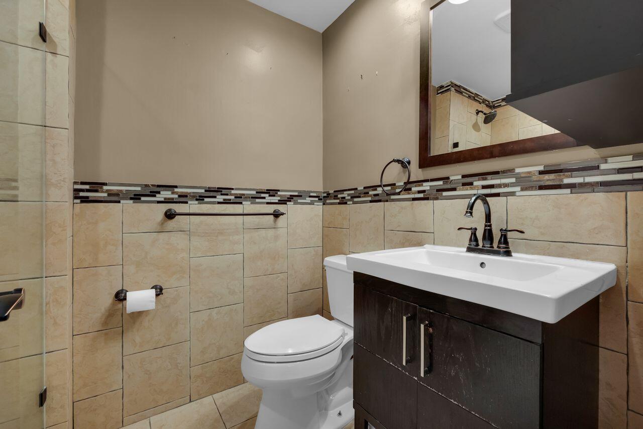 7601 NW 41st Street