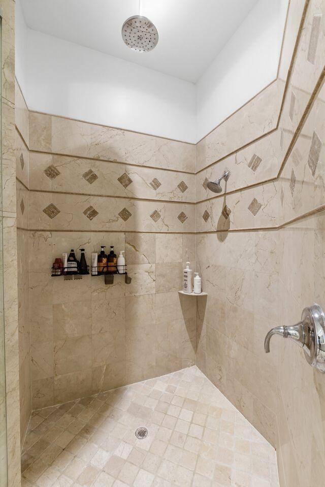 9460 Eden Manor
