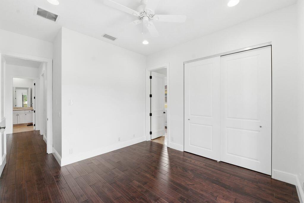 9460 Eden Manor