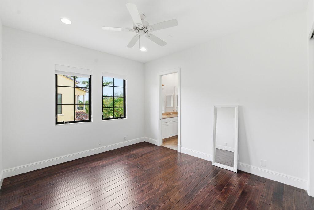 9460 Eden Manor