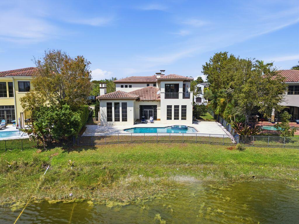 9460 Eden Manor