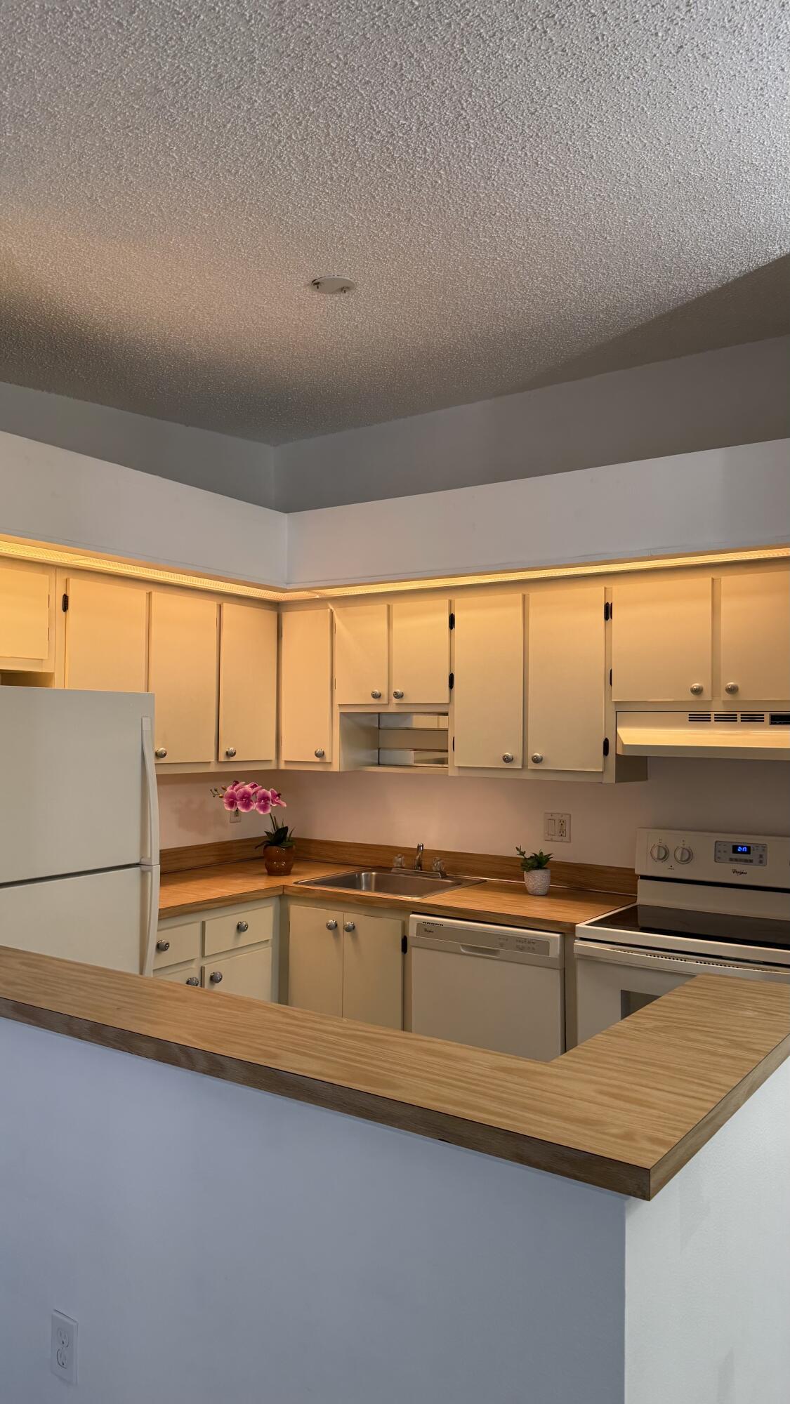 9419 S Belfort Circle Unit 9419