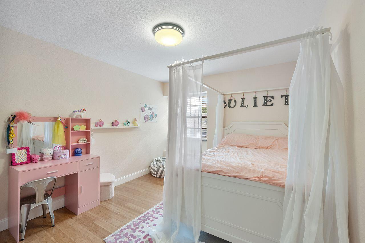 6273 NW 52nd Street
