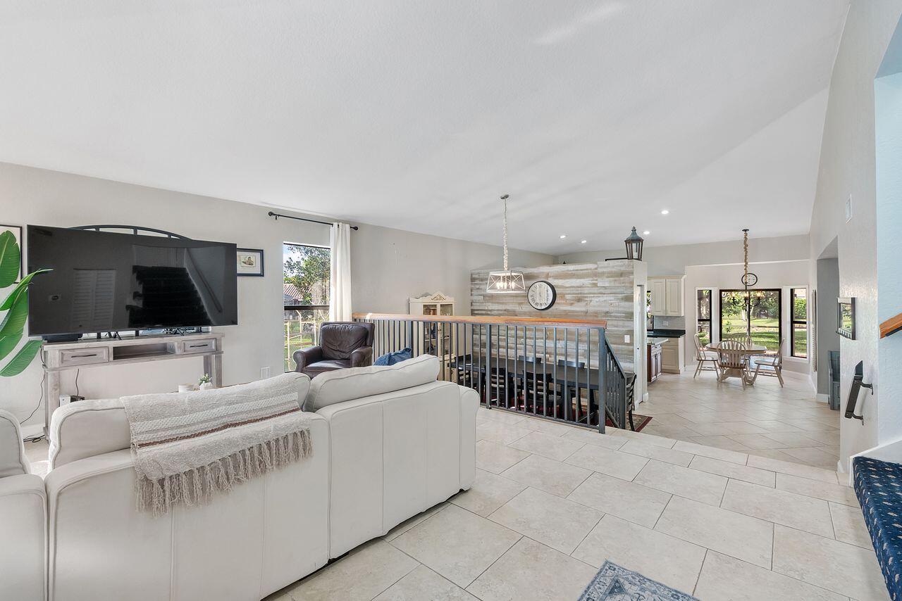 6273 NW 52nd Street