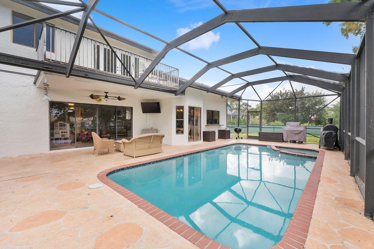 6273 NW 52nd Street