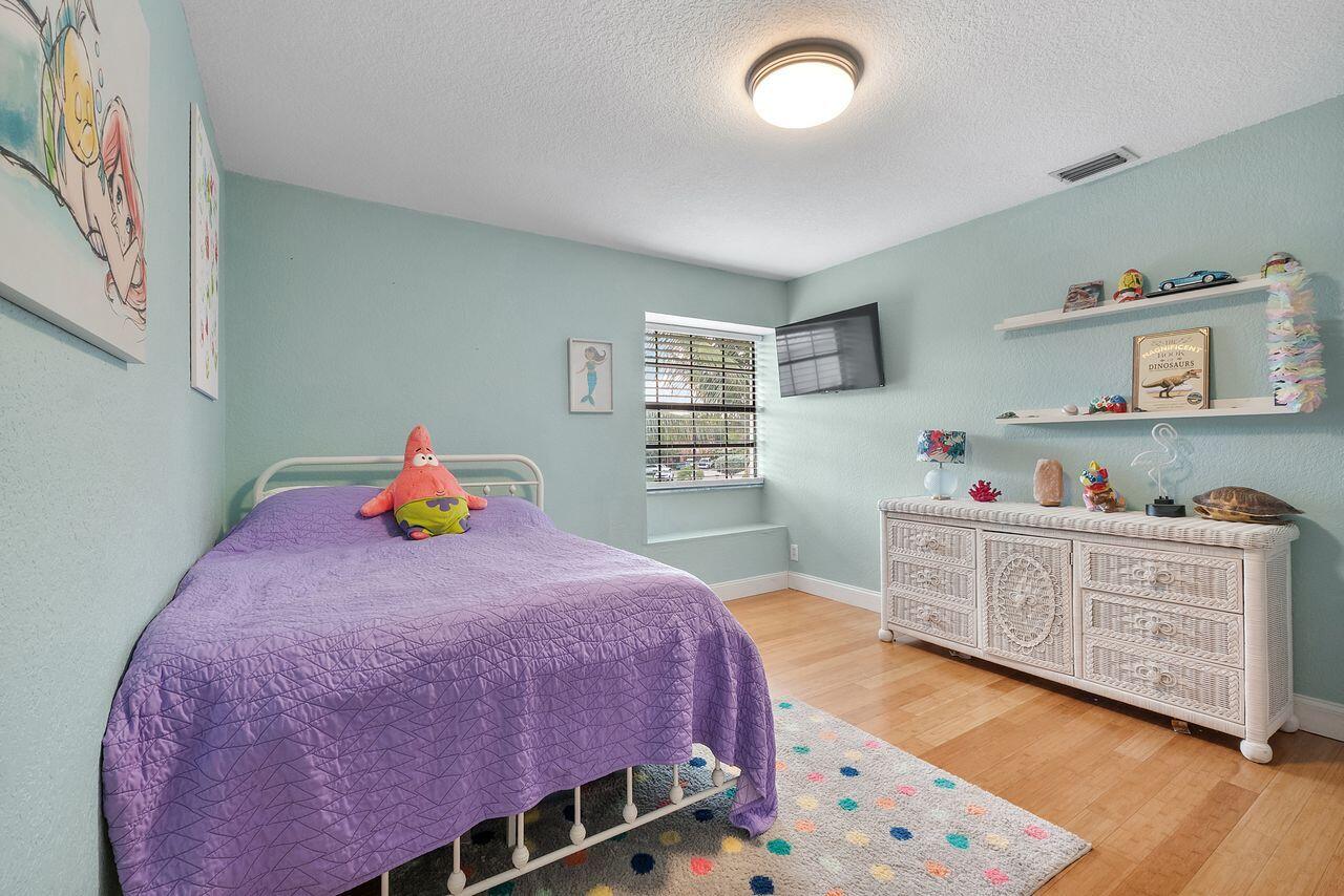 6273 NW 52nd Street