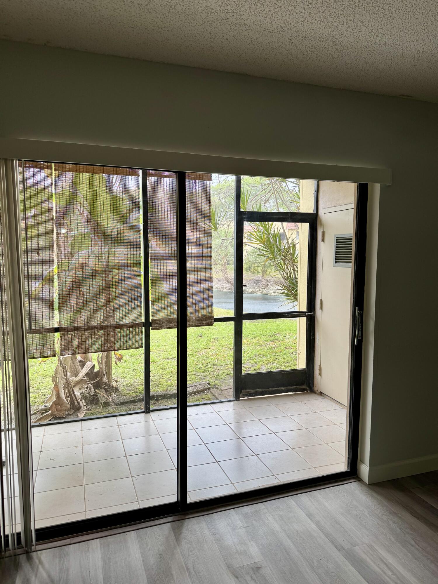 912 SW 9th St Circle SW 101