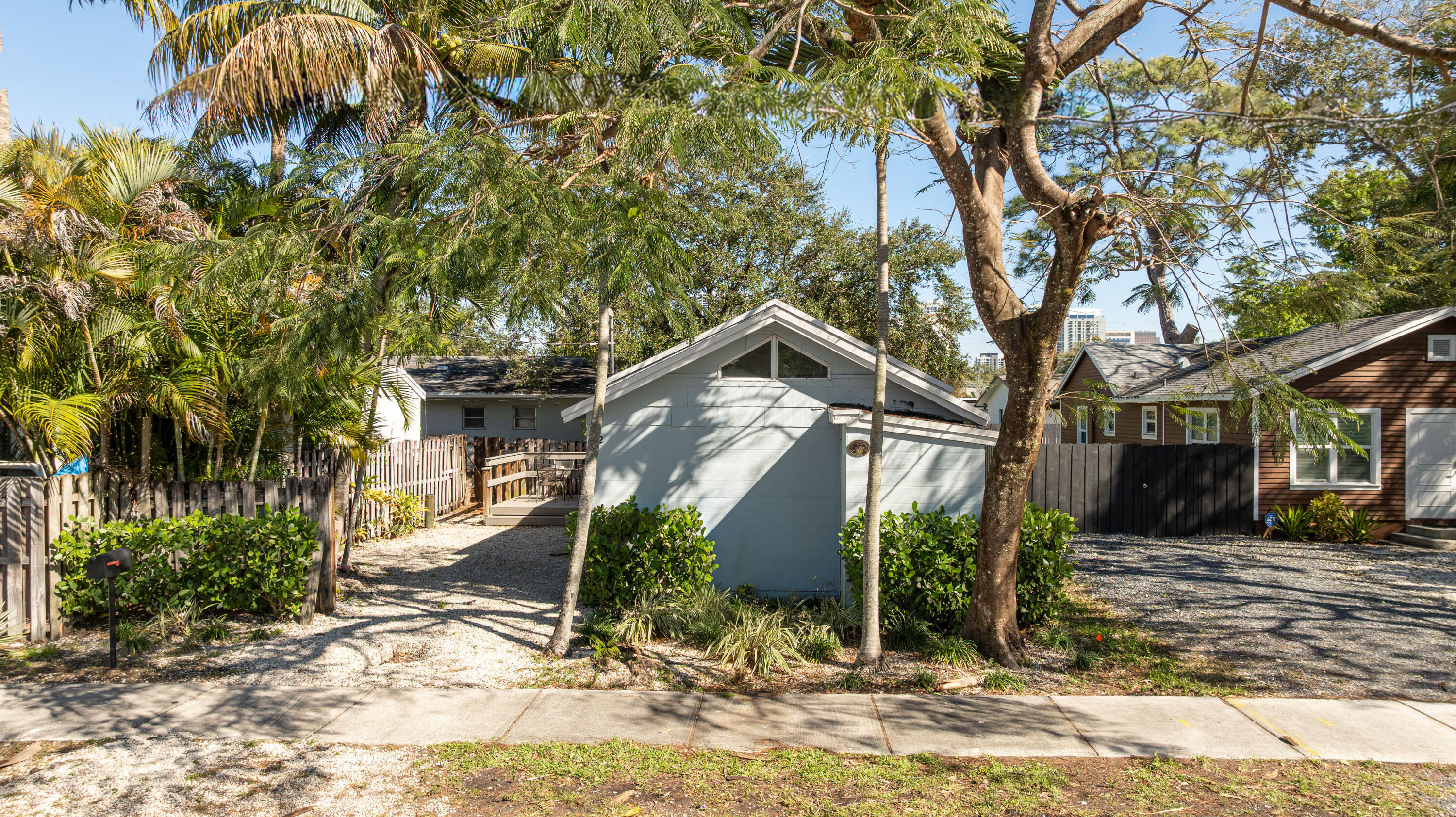232 SW 12th Avenue