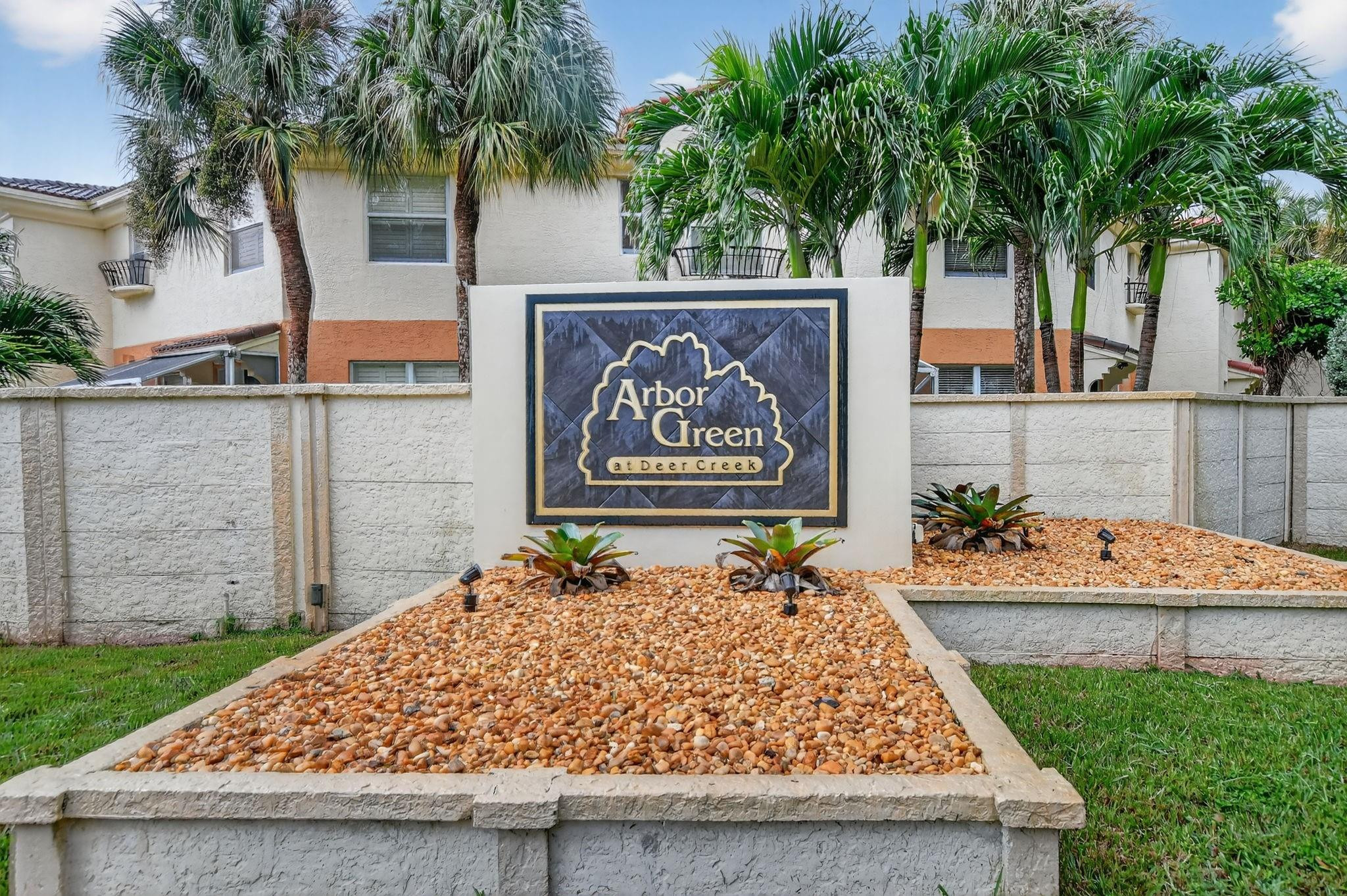 2932 Deer Creek Country Club Boulevard 2932