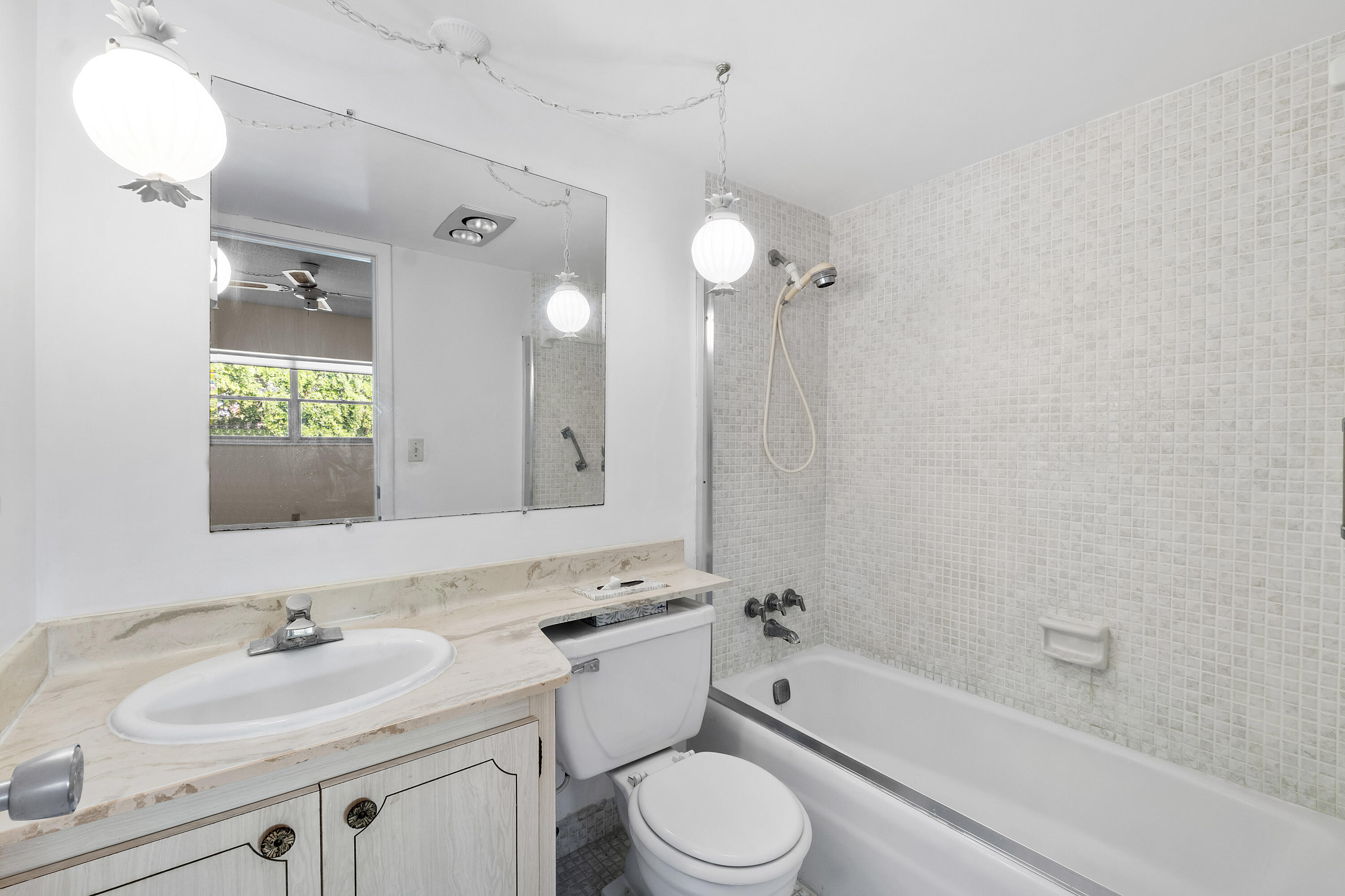 3401 Spanish Trail 348g