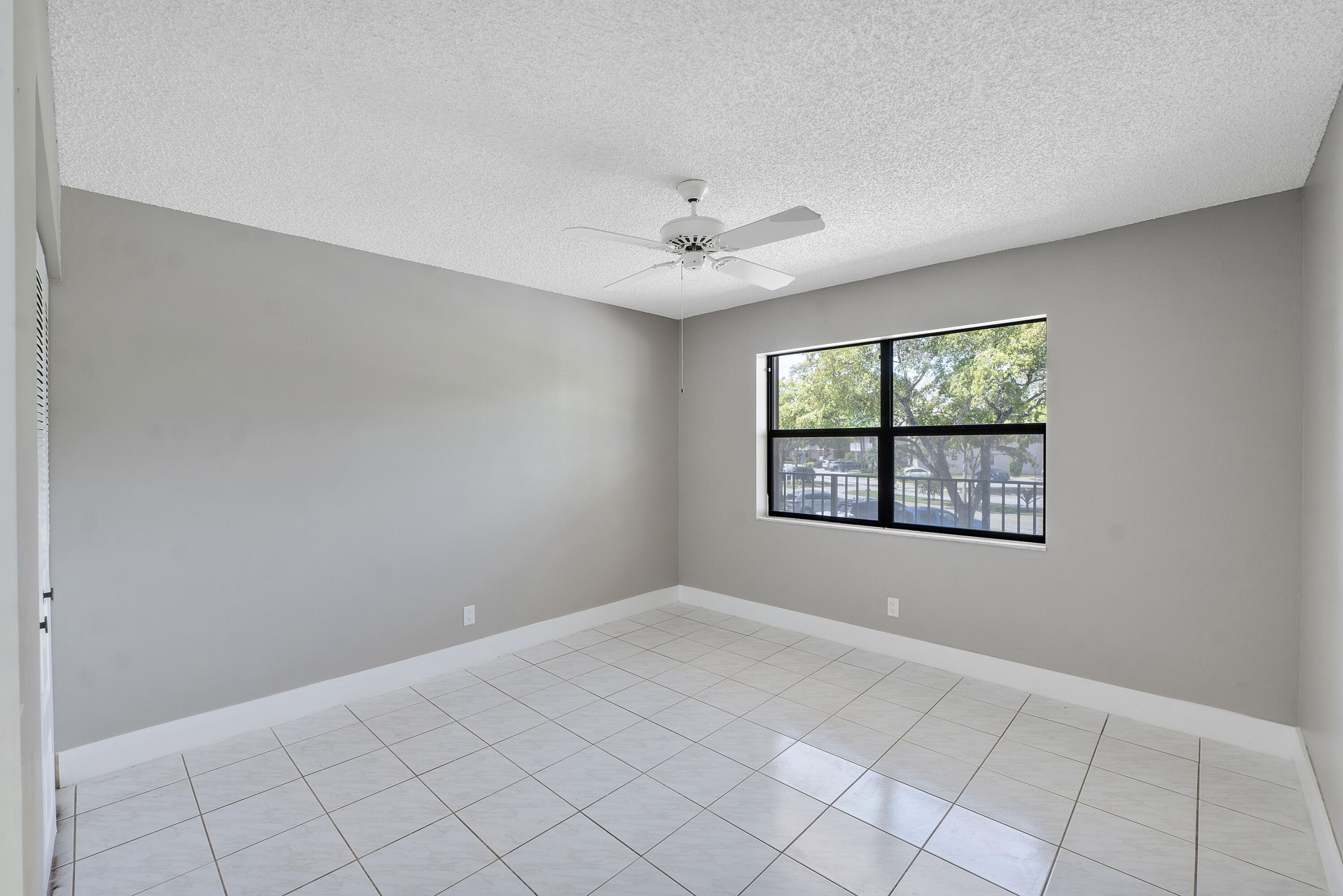 2606 NW 104th Avenue 208
