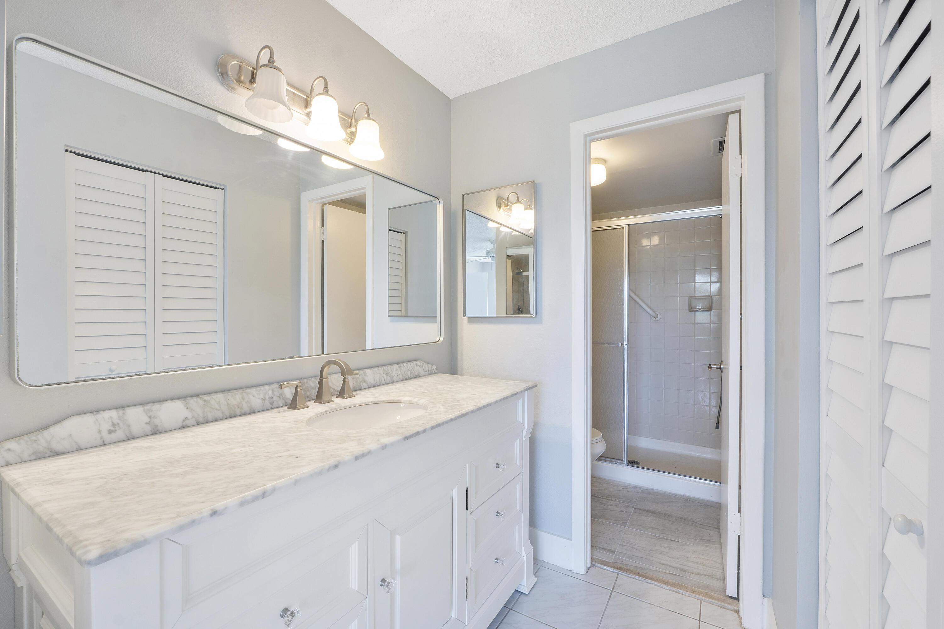 2606 NW 104th Avenue 208