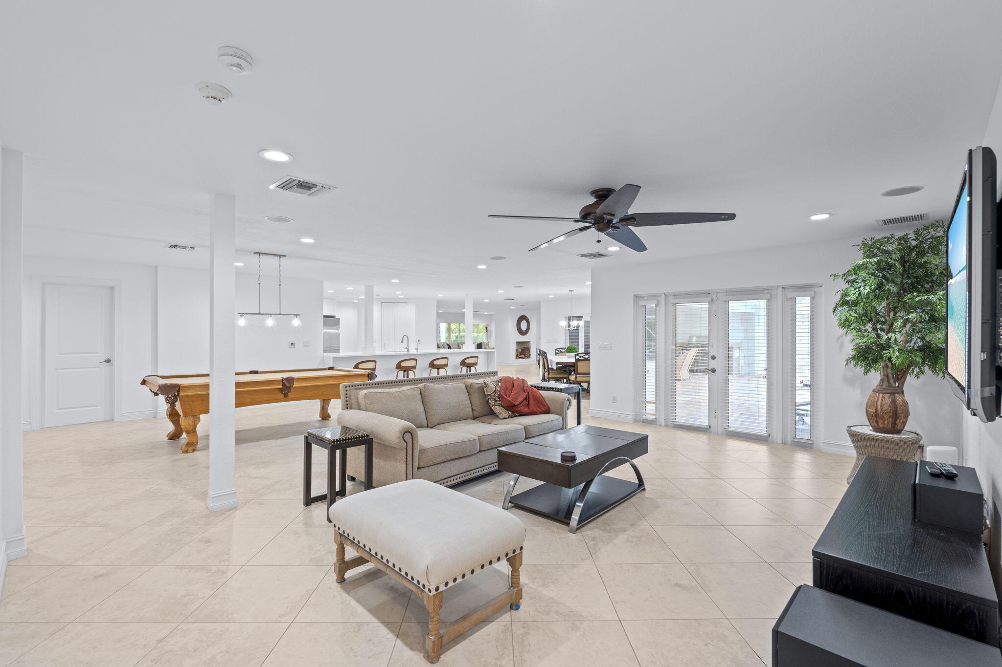 7447 NW 82nd Terrace