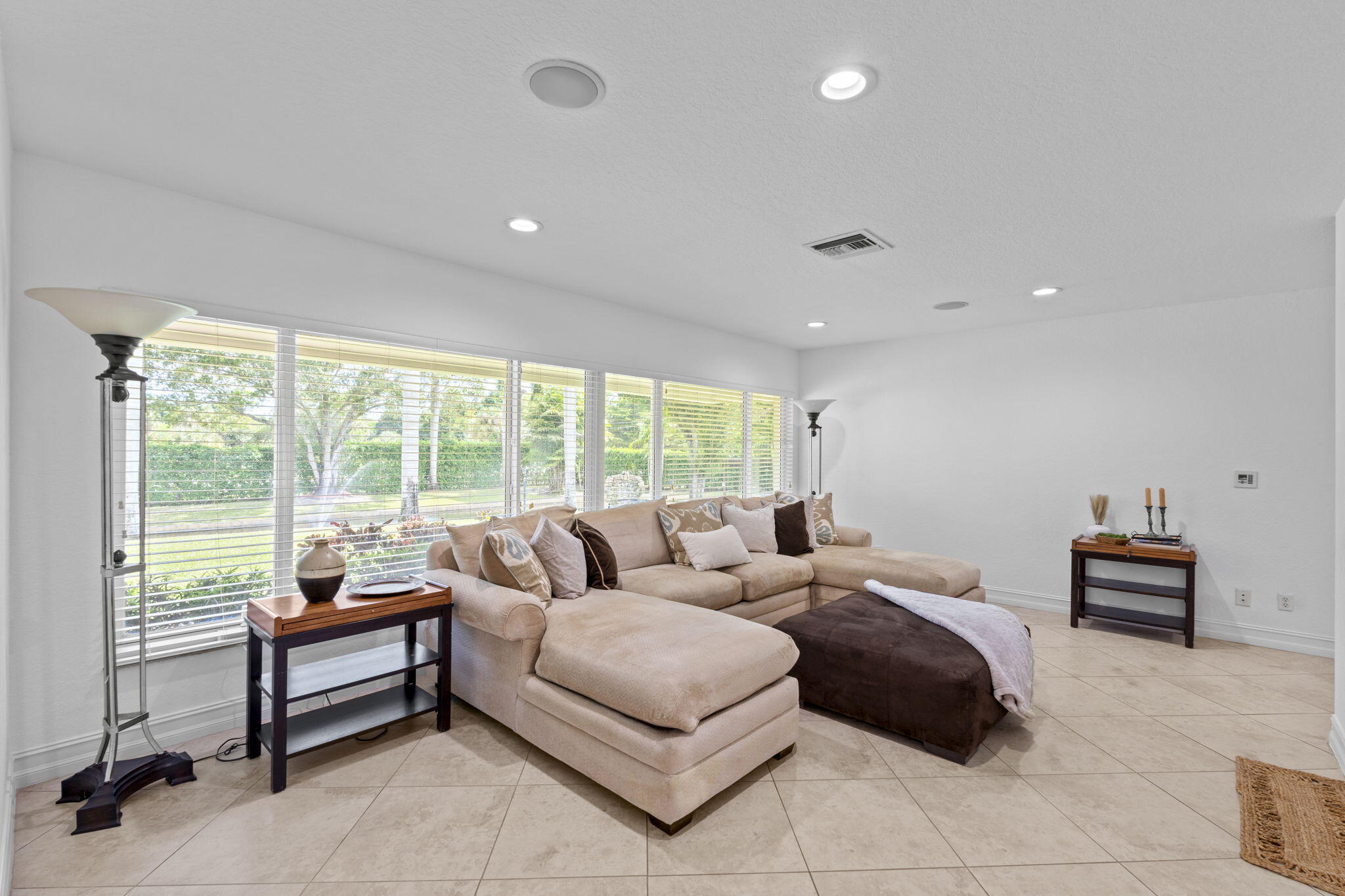 7447 NW 82nd Terrace