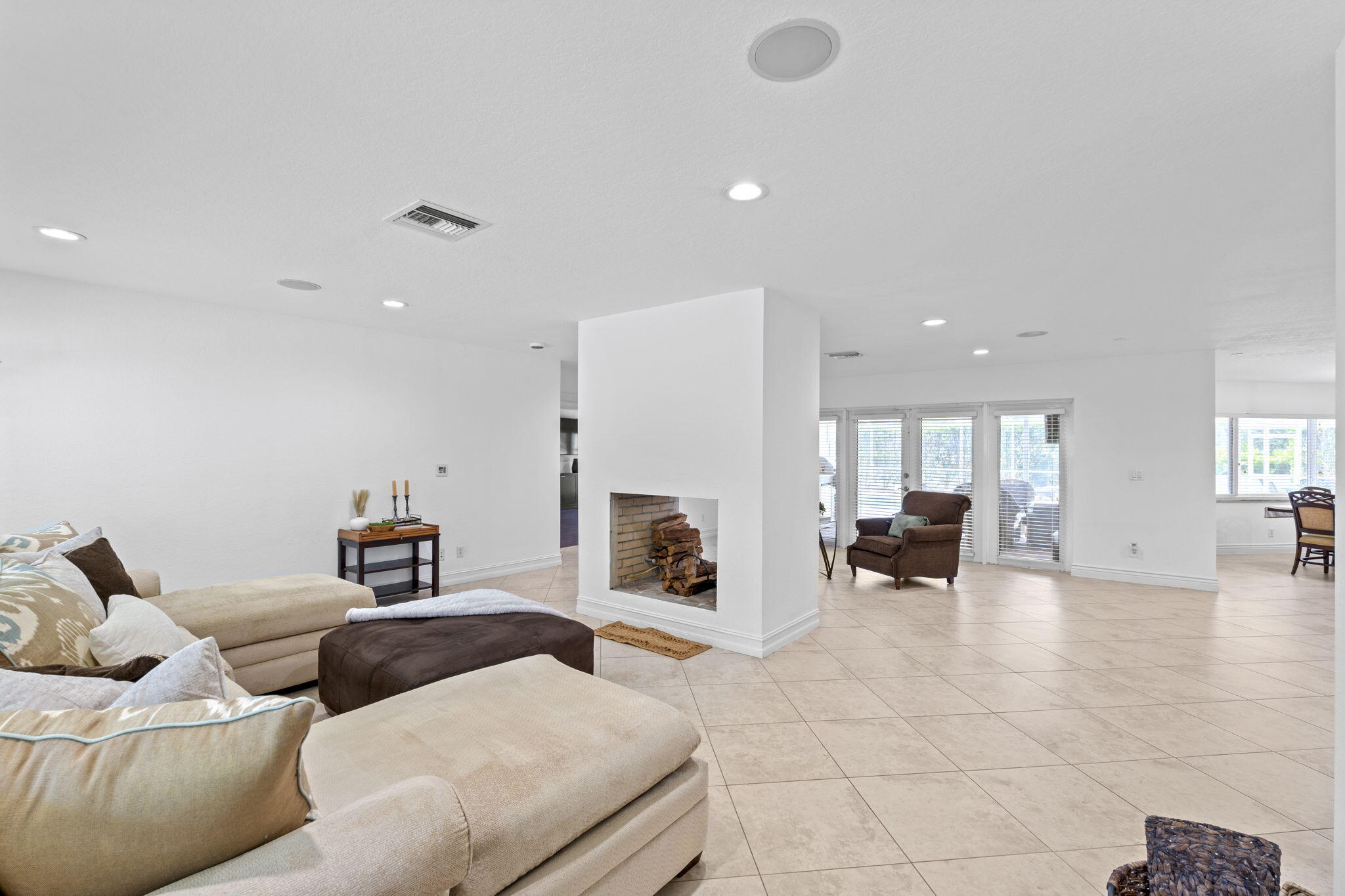 7447 NW 82nd Terrace