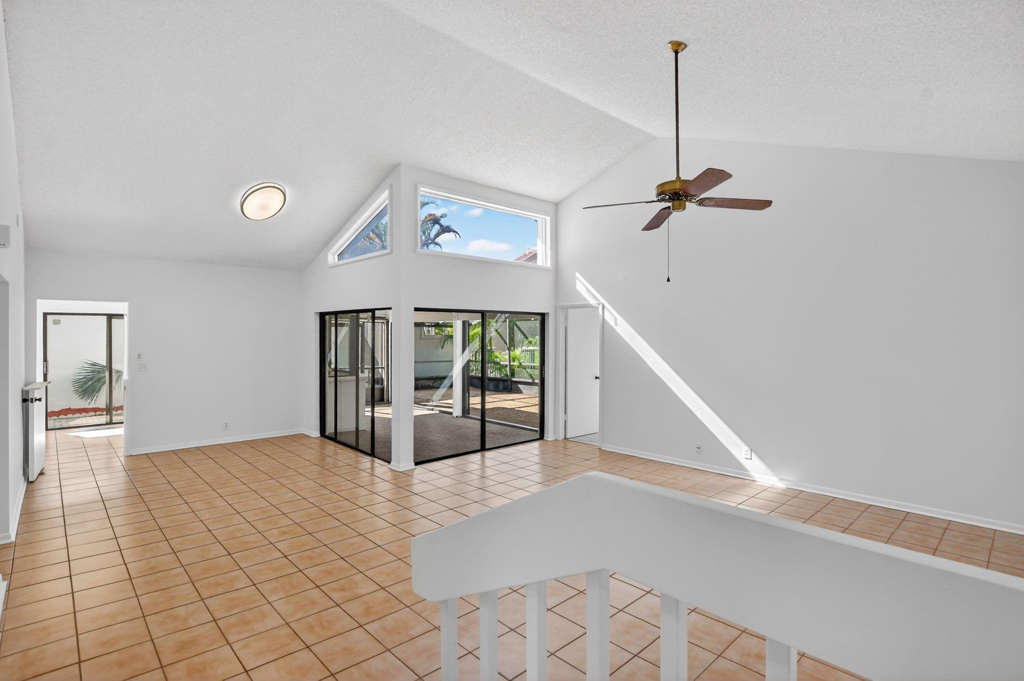 661 Hollows Circle