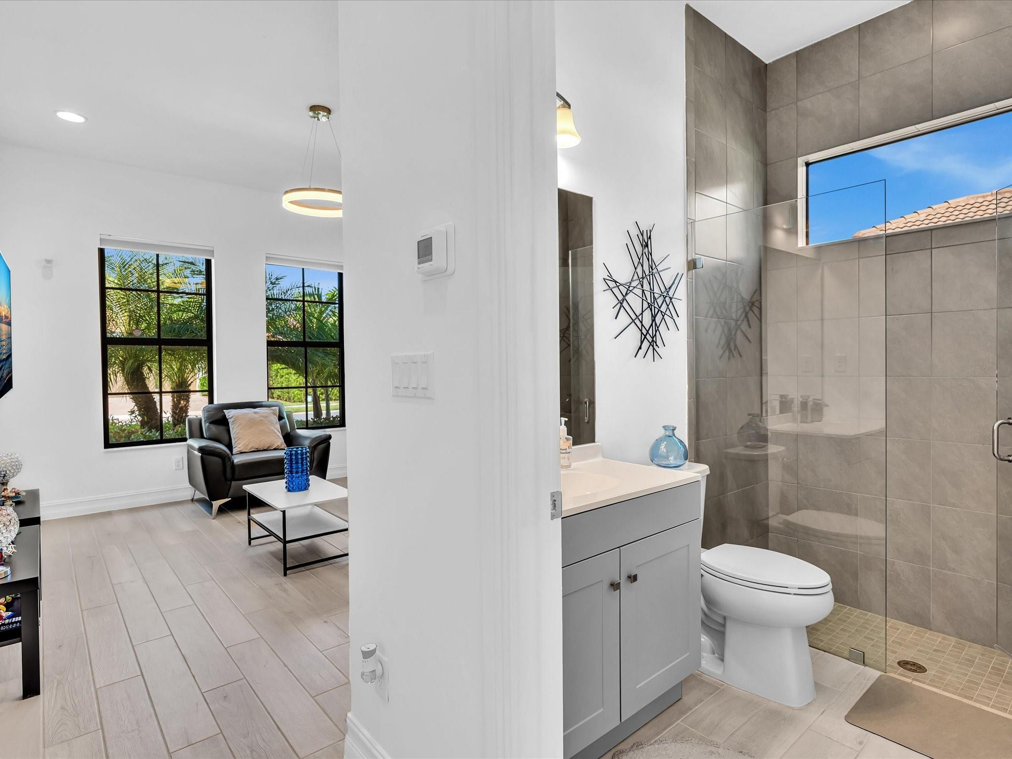 8928 E Bastille Cir Circle