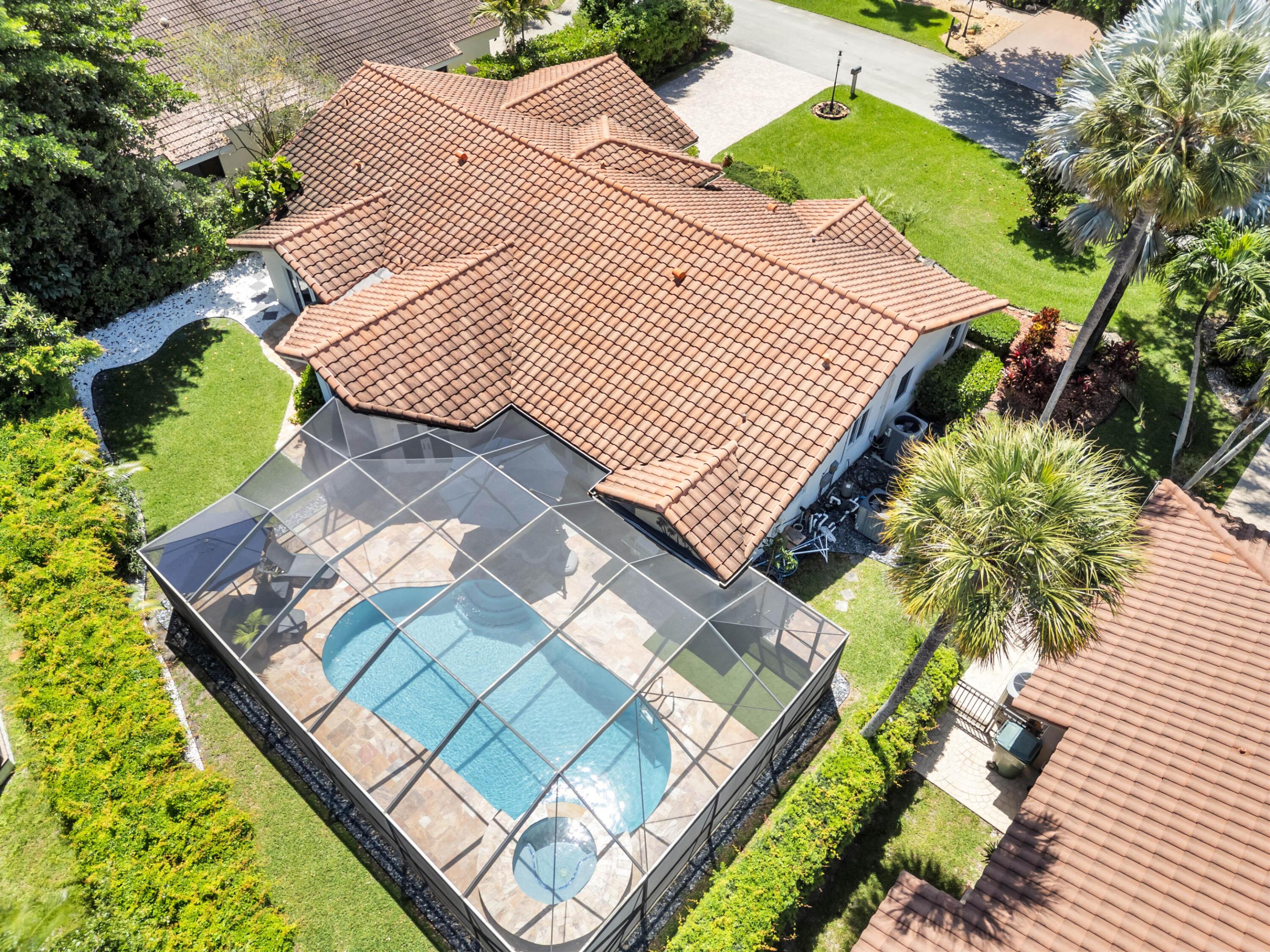 2751 Oak Tree Lane