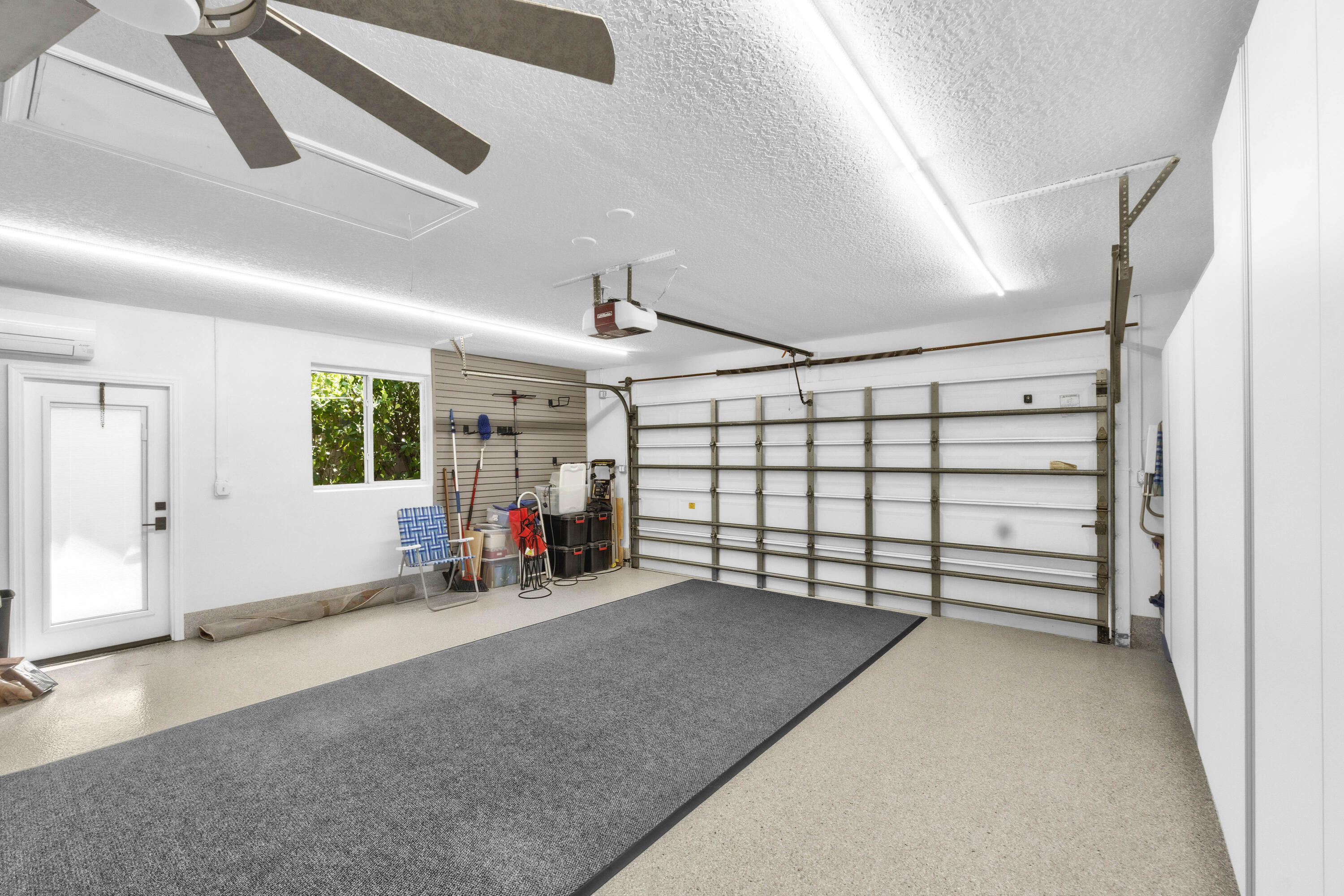 2751 Oak Tree Lane