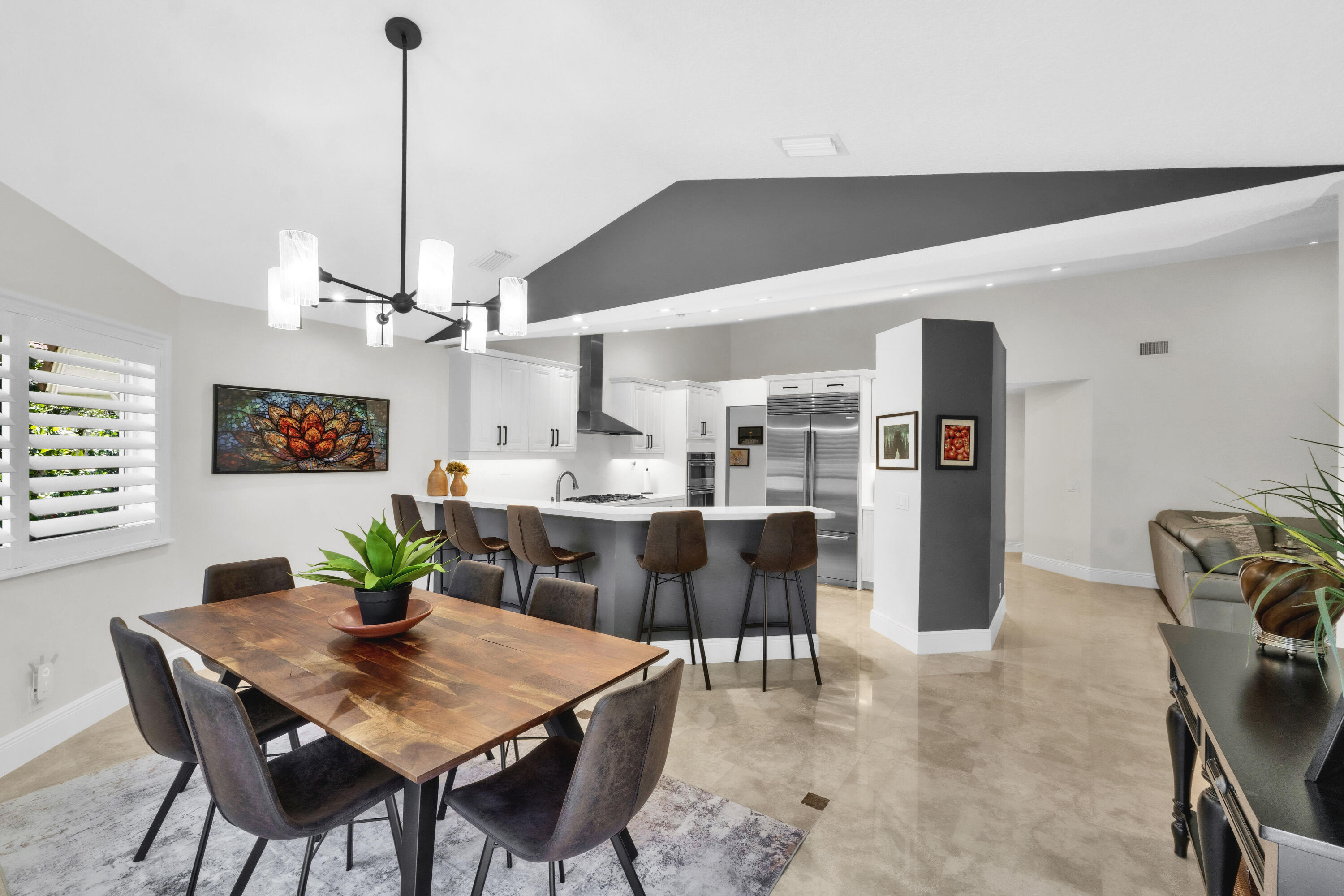 2751 Oak Tree Lane