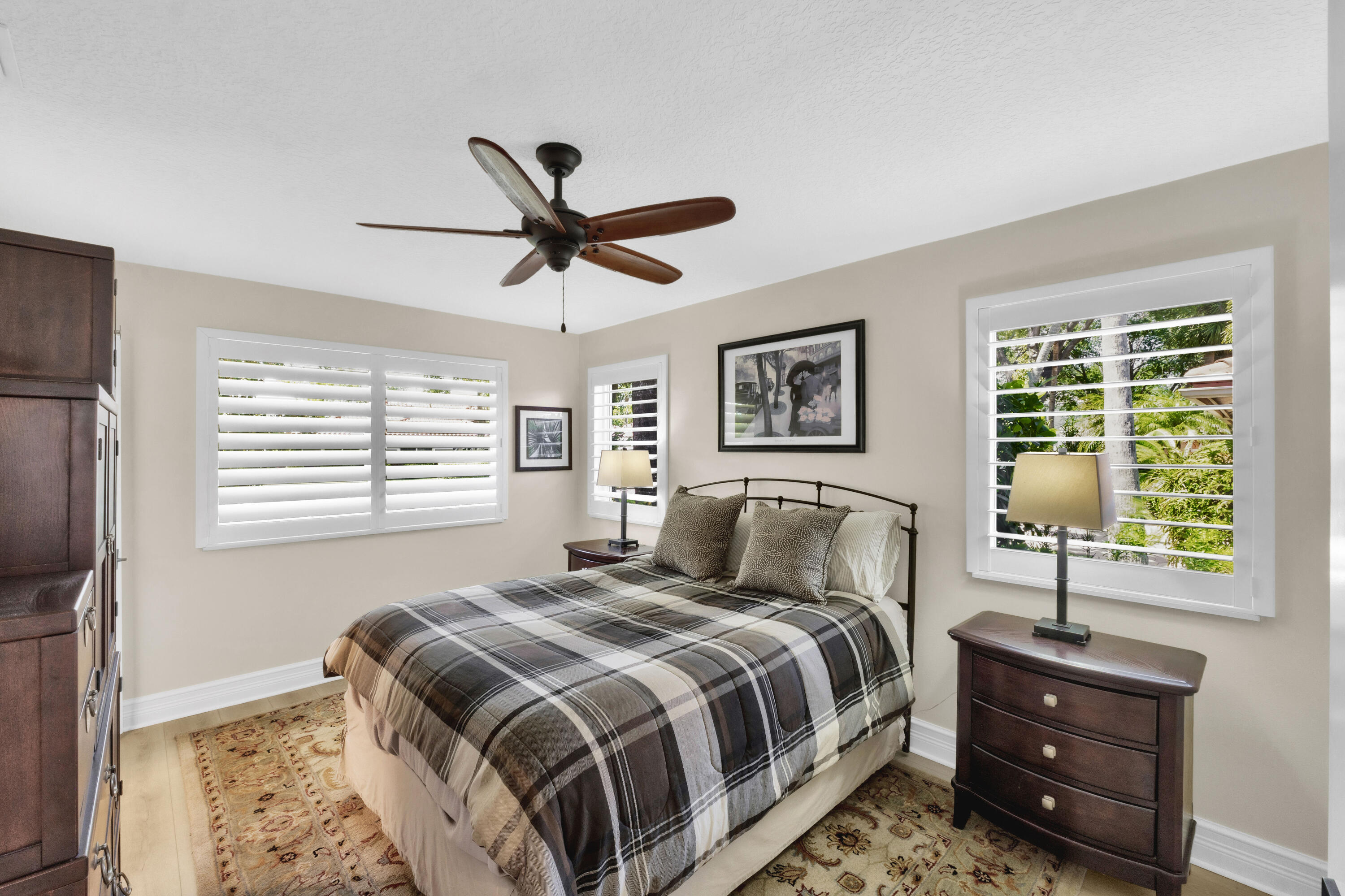 2751 Oak Tree Lane