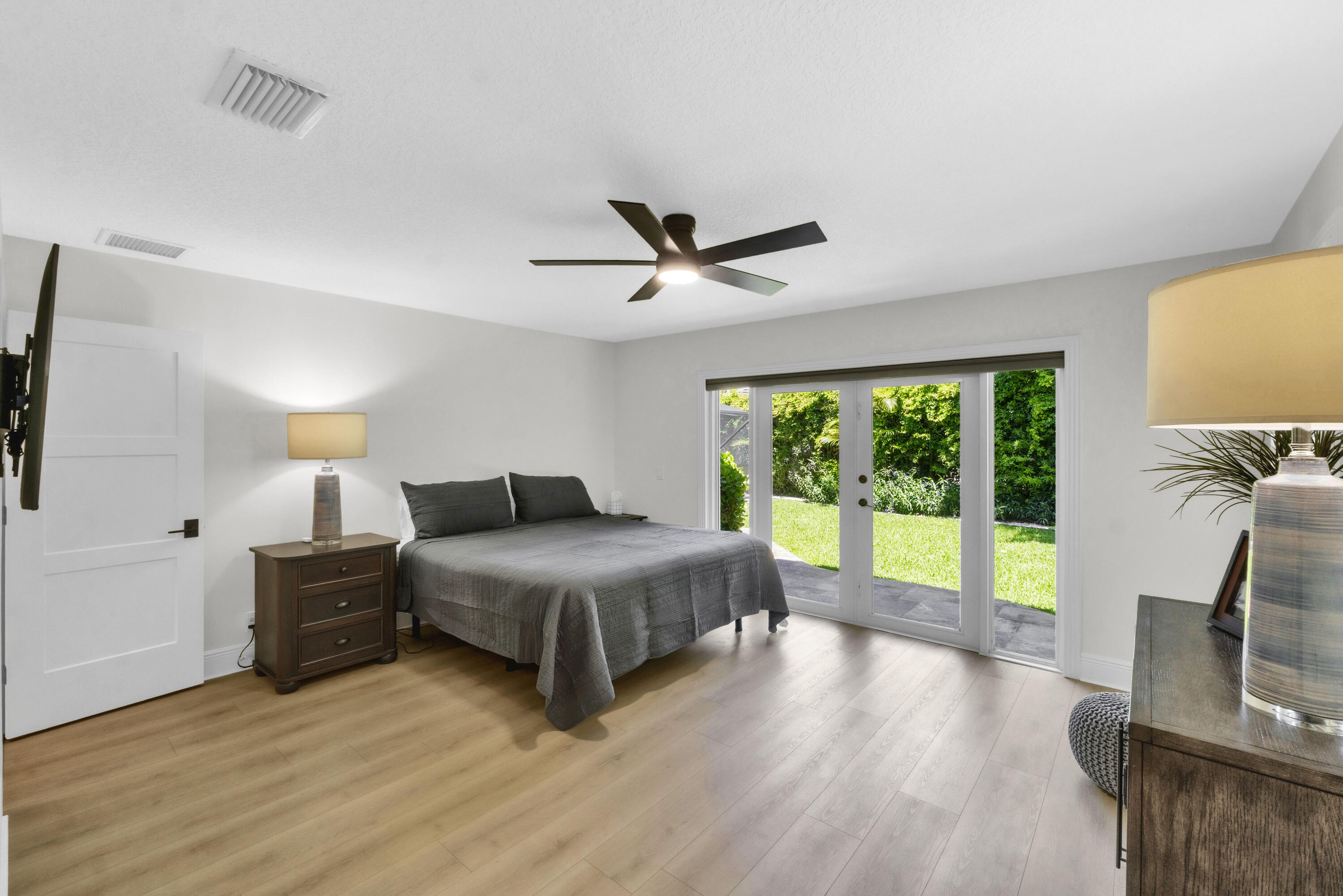 2751 Oak Tree Lane