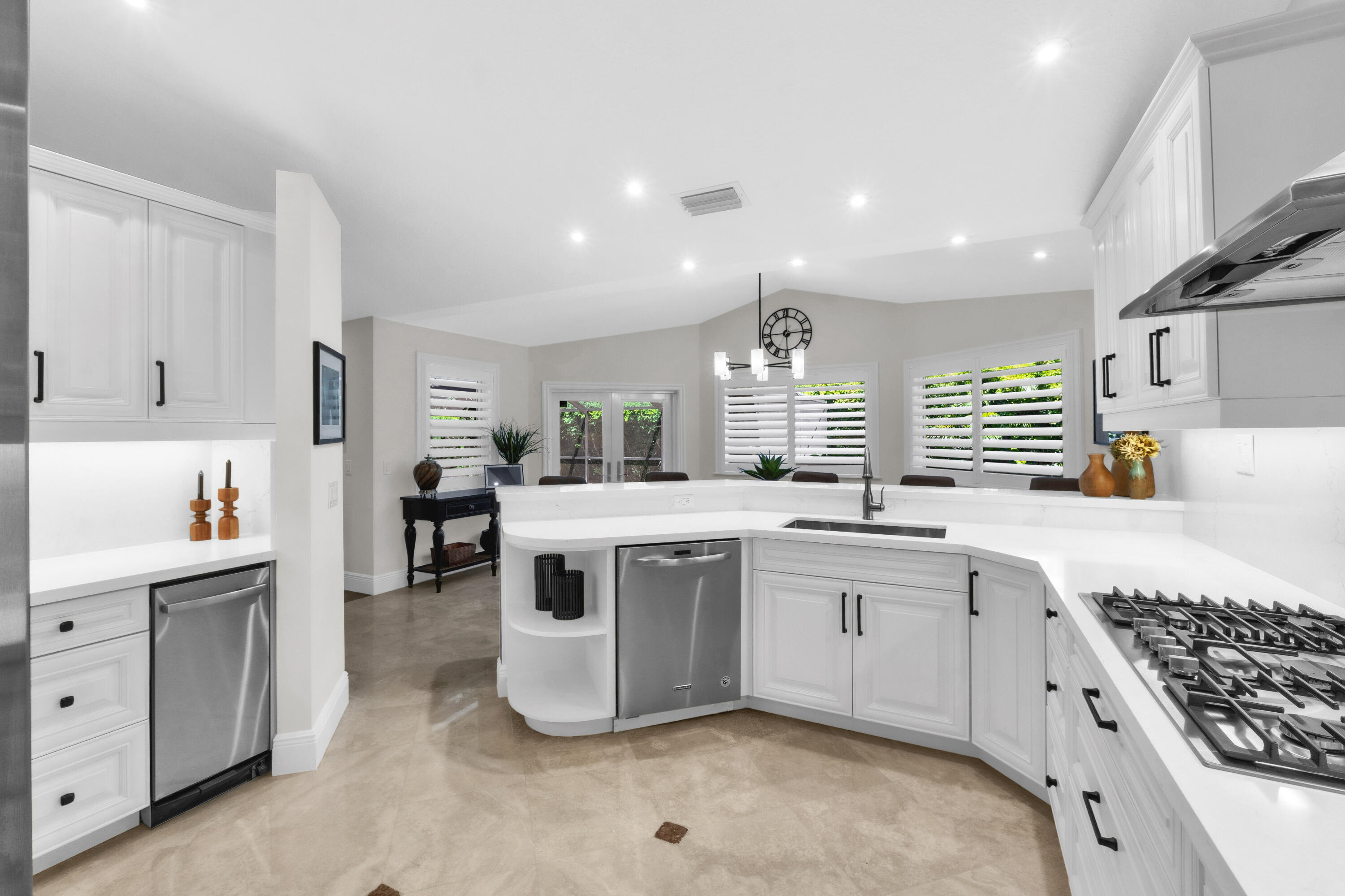 2751 Oak Tree Lane