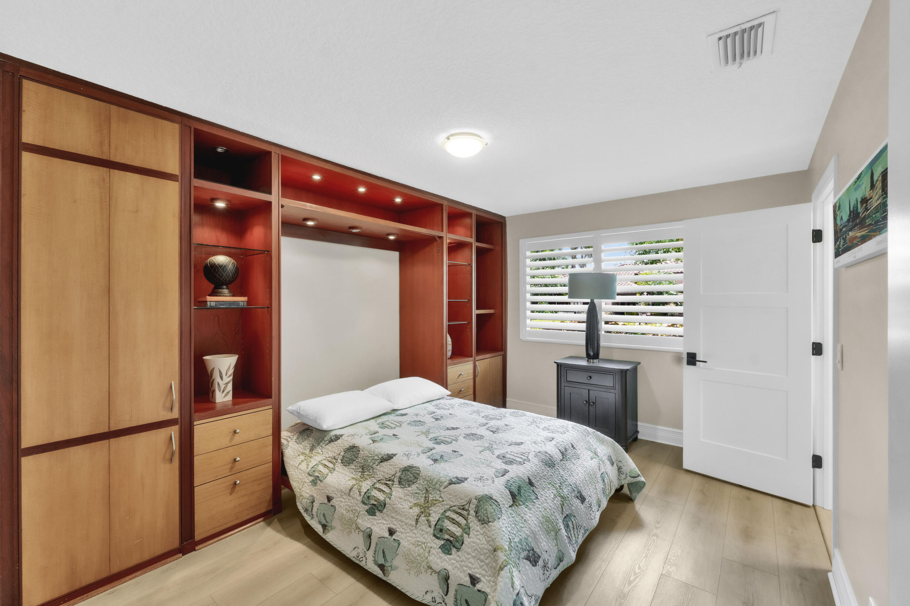 2751 Oak Tree Lane