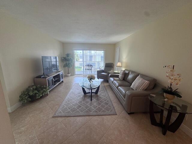 6475 Bay Club Drive 4