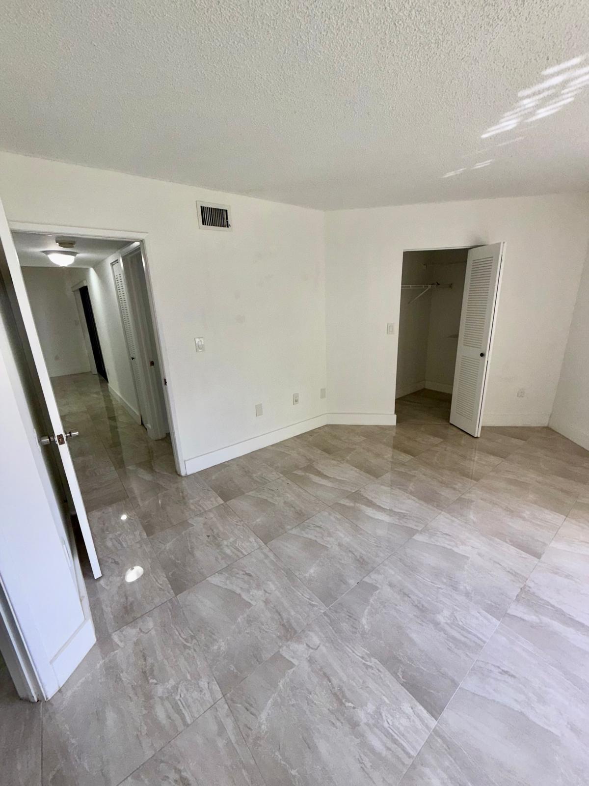 9405 Fontainebleau Boulevard 109