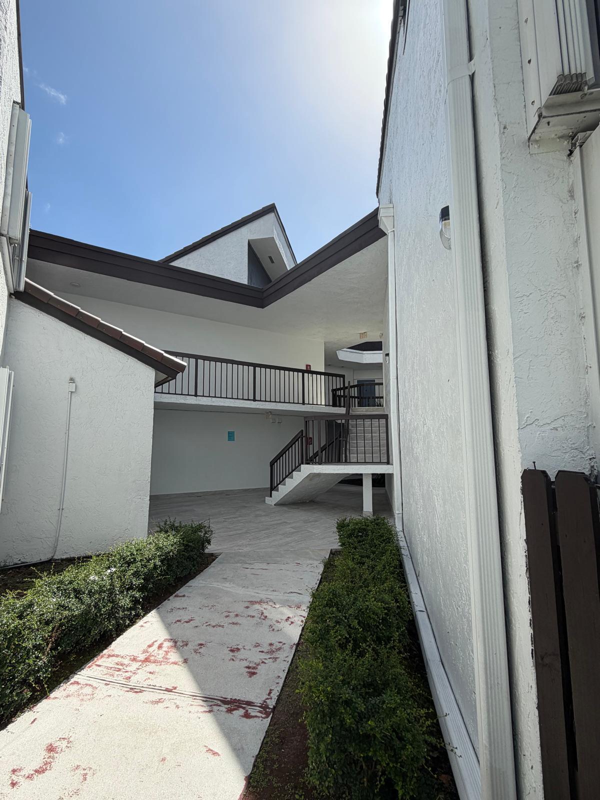 9405 Fontainebleau Boulevard 109