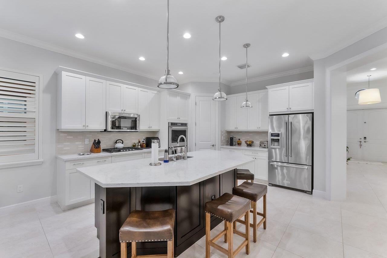 8040 NW 112th Terrace