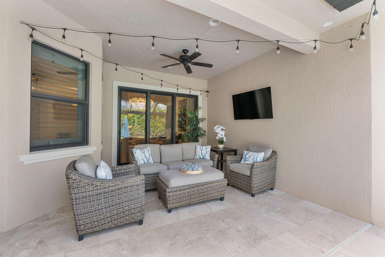 8040 NW 112th Terrace