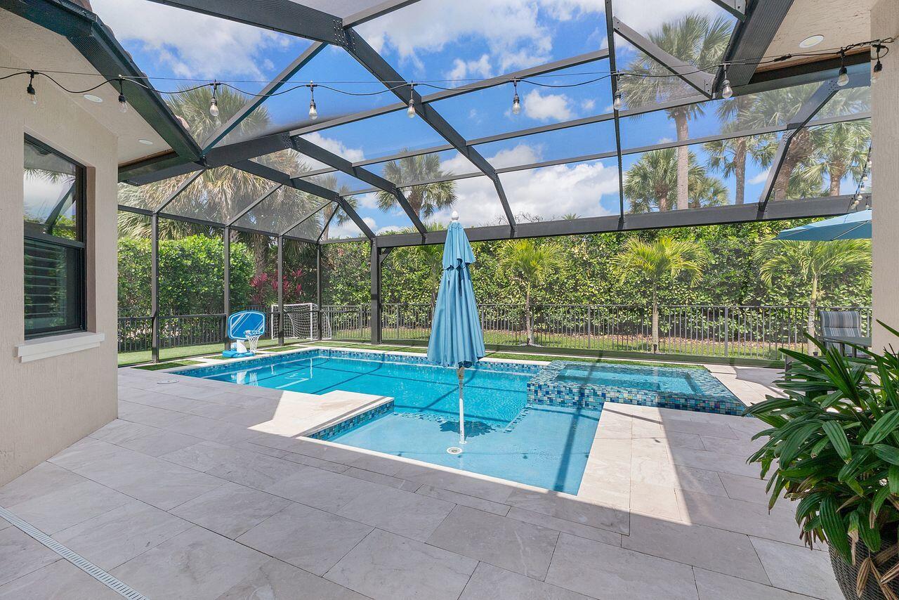 8040 NW 112th Terrace
