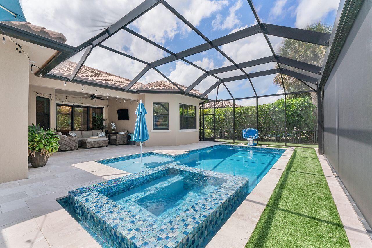 8040 NW 112th Terrace