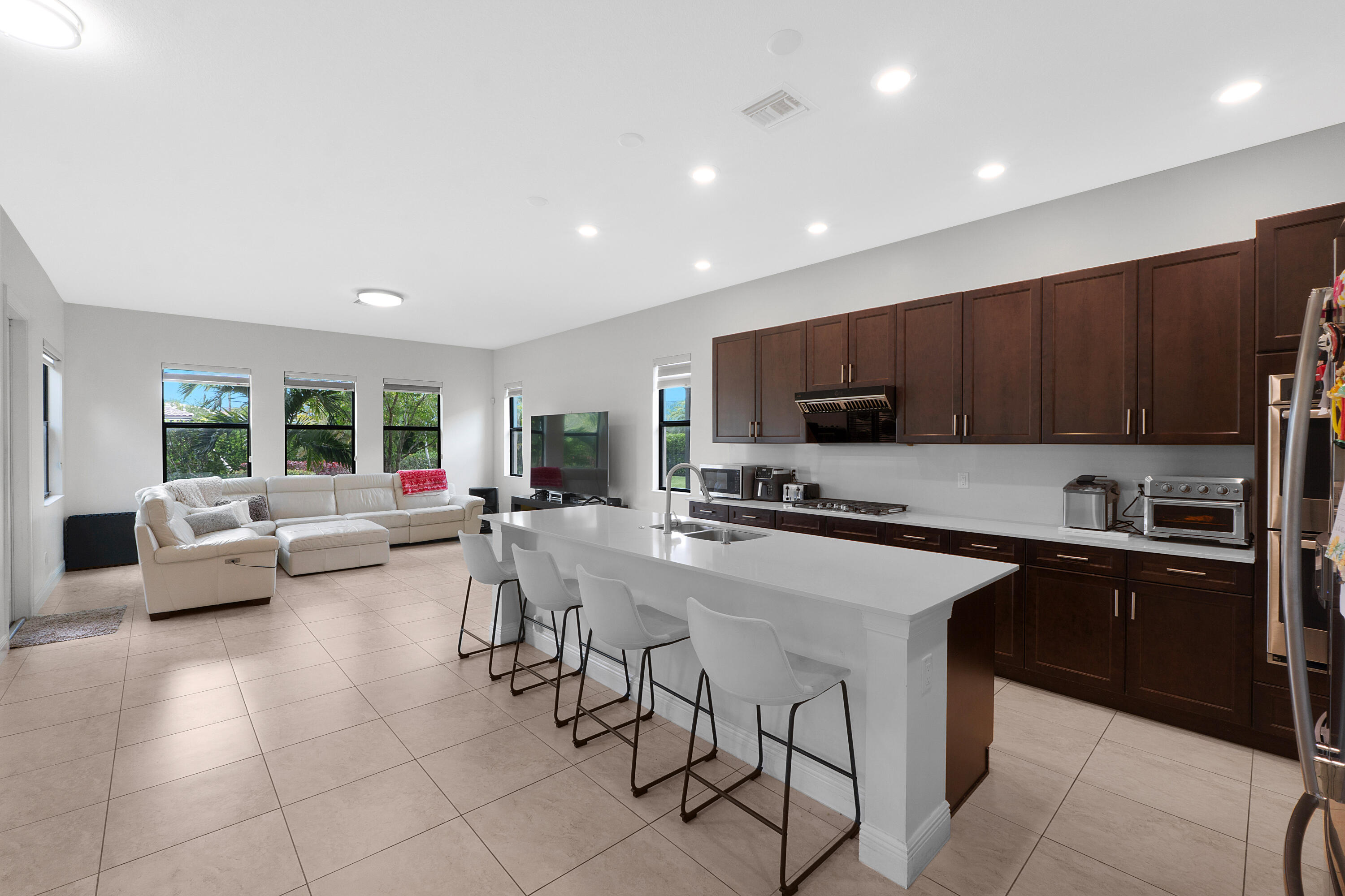 11795 Waterway Circle