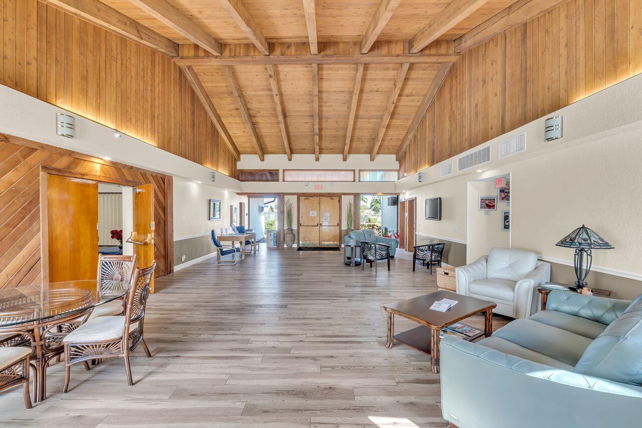 14765 Country Lane