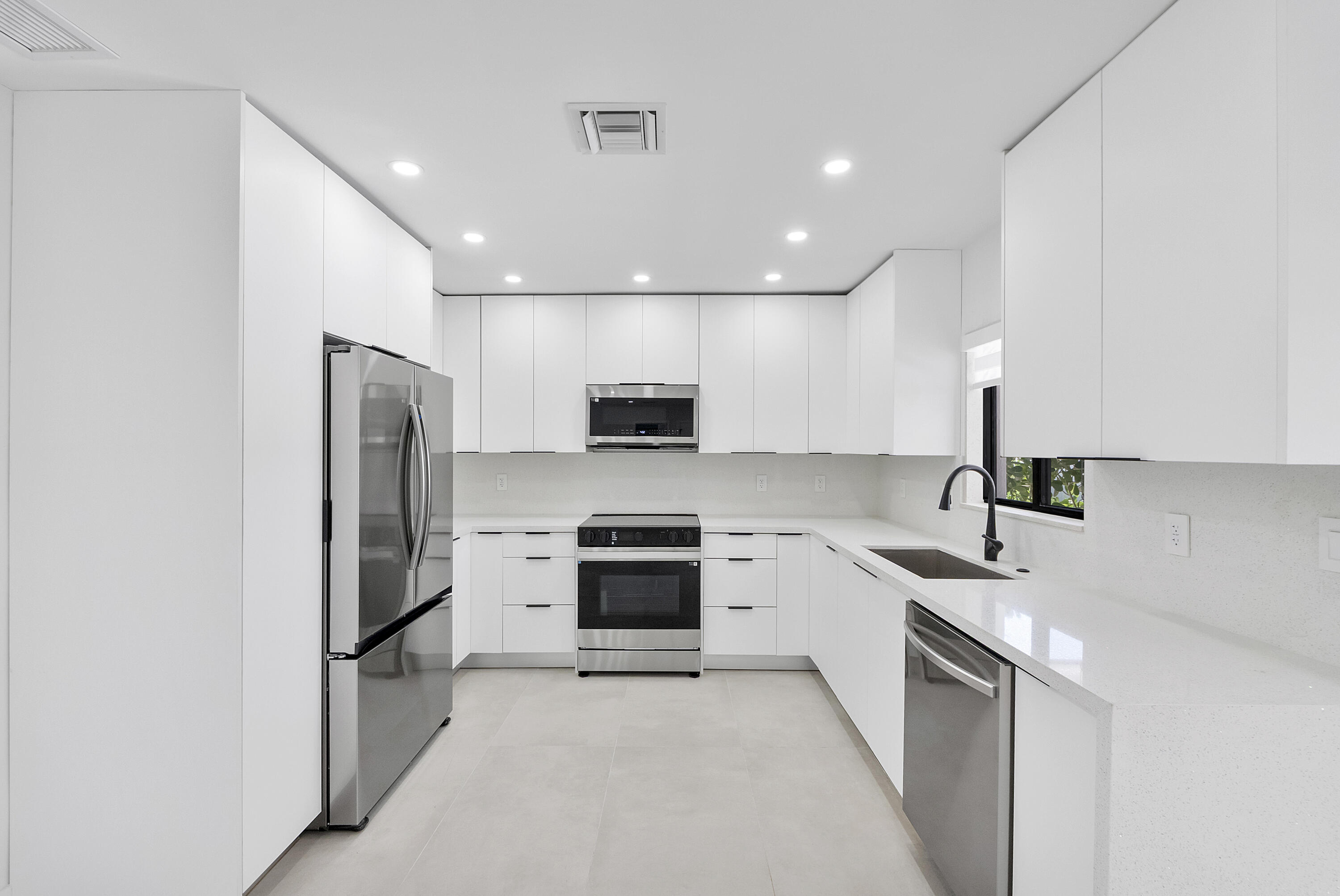 491 SE 19th Avenue